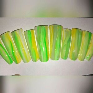 Hand crafted custom 10pc duck acrylic press on nails